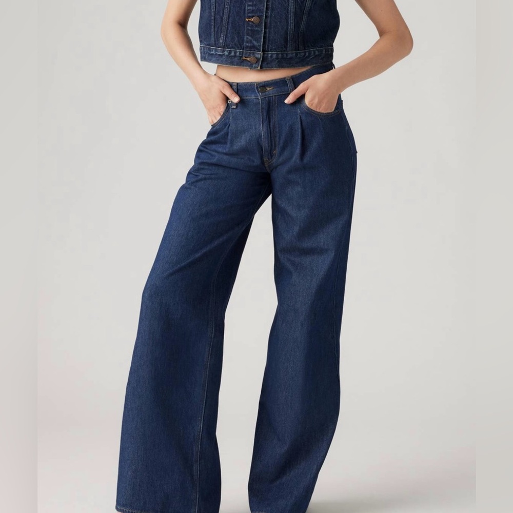 Levi’s Baggy Dad Wide Leg